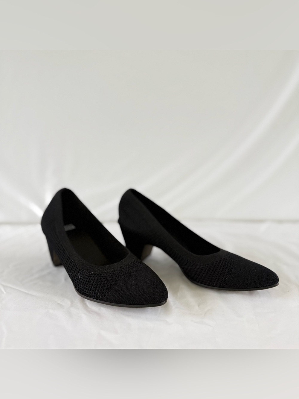 Eileen Fisher Kiss Stretch Knit Pumps Womens 7.5 Black Block Heel Shoes